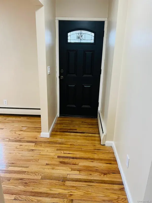 83 Gibson BLVD, Valley Stream, NY 11581