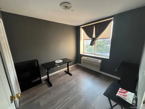 81-15 Queens #6L, Elmhurst, NY 11373