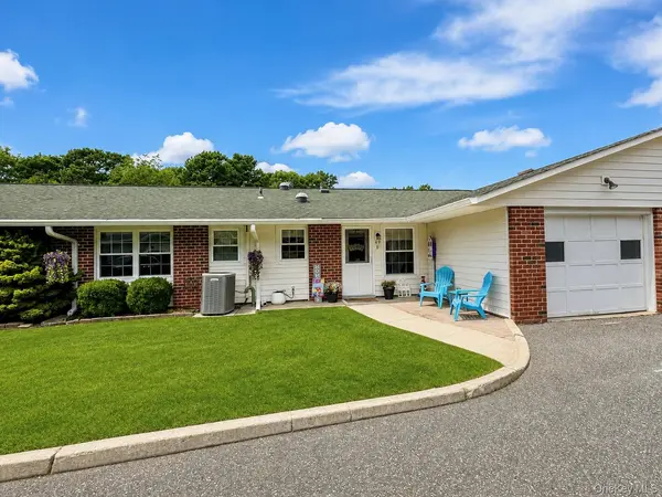 89 Enfield CT #B, Ridge, NY 11961