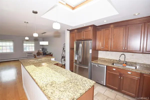 12-27 Diane PL #196 U, Bayside, NY 11360
