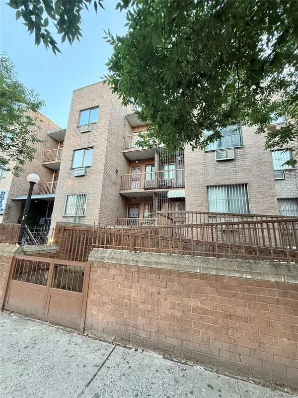 37-30 103rd ST #B2, Corona, NY 11368