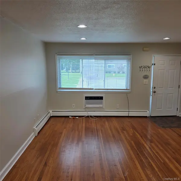 3 Fishkill Glen DR #A, Fishkill, NY 12524