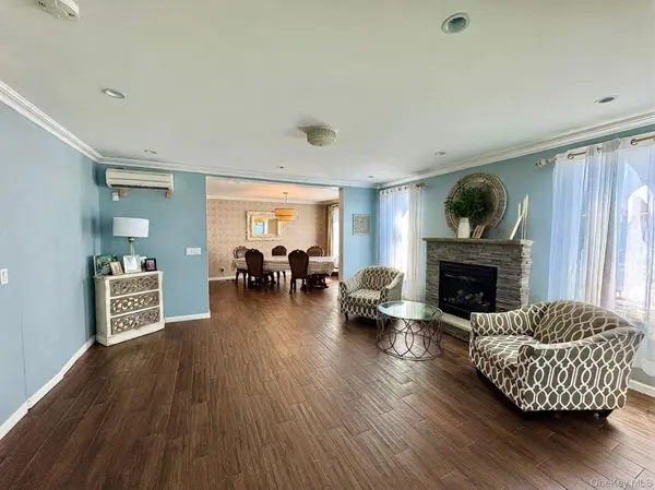 524 Beach 133rd ST, Rockaway Park, NY 11694