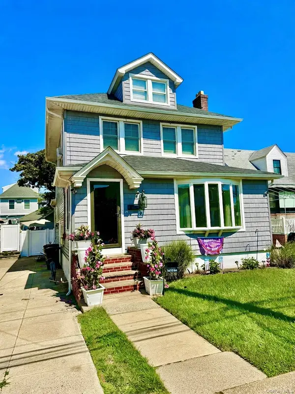 524 Beach 133rd ST, Rockaway Park, NY 11694
