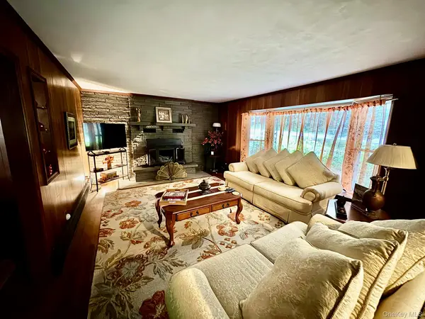 1360 Gulf RD, Callicoon Center, NY 12724