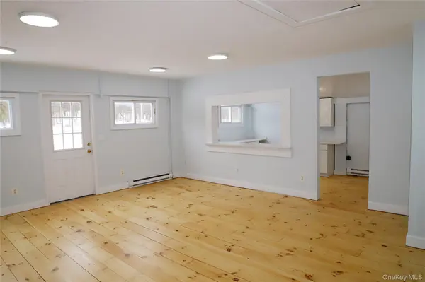 7217 Albany Post RD, Red Hook, NY 12572
