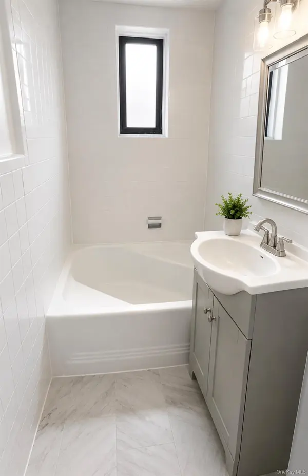 37-30 83RD STREET #5L, Jackson Heights, NY 11372