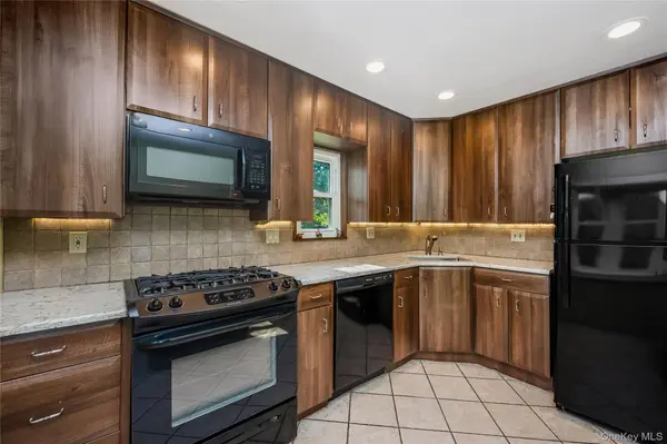 82 Herman AVE, North Babylon, NY 11703