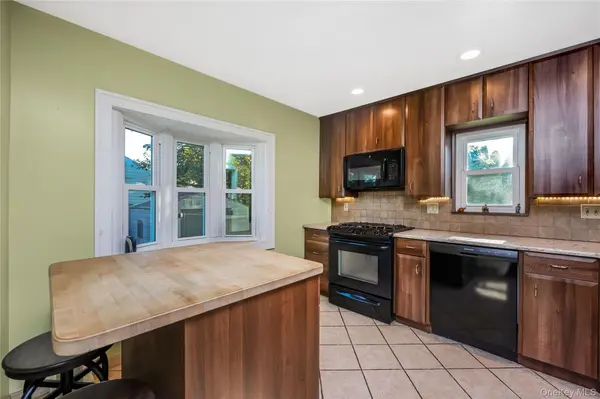 82 Herman AVE, North Babylon, NY 11703
