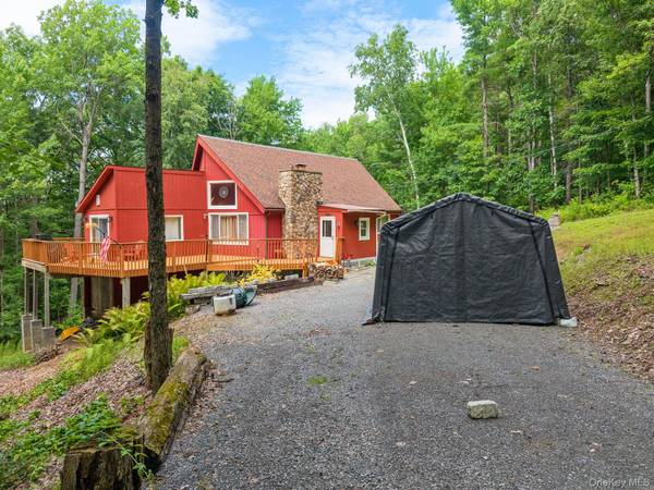 567 Cotton Hill Rd Middleburgh NY, Call Listing Agent, NY 12122