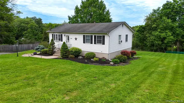 423 Rock Cut RD, Walden, NY 12586