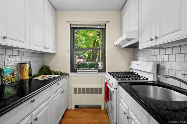 12 Manor House DR #G16, Dobbs Ferry, NY 10522