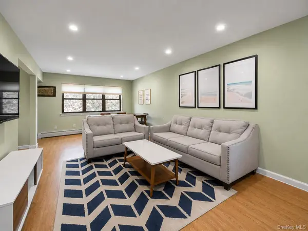 6138 233rd ST #24, Oakland Gardens, NY 11364