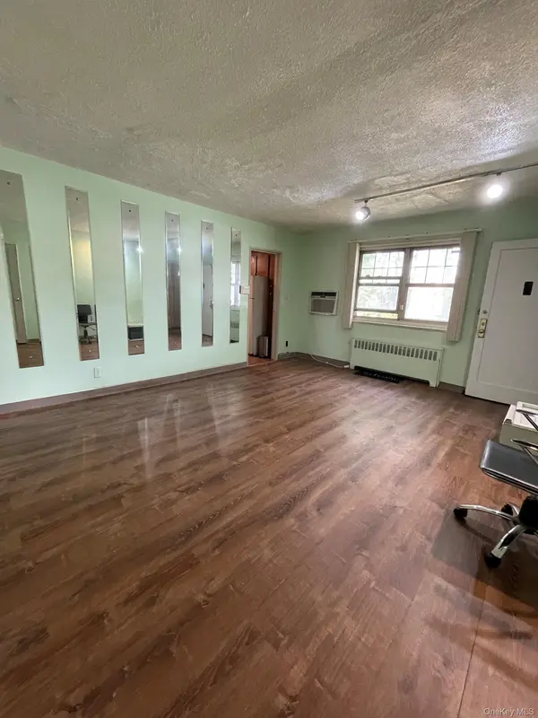 252-14 63rd AVE #1337, Little Neck, NY 11362