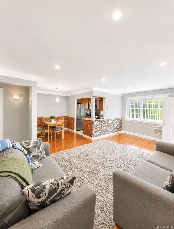 15054 Melbourne AVE #1R, Flushing, NY 11367
