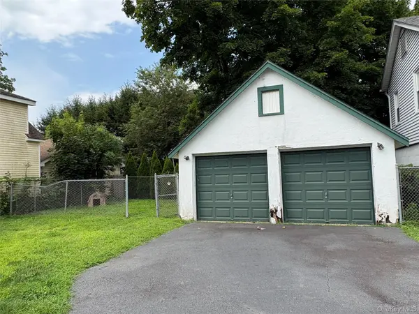 17 Sheridan AVE, Sloatsburg, NY 10974