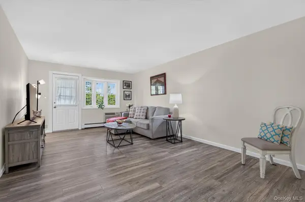 2 Anchorage #5A, Oyster Bay, NY 11771