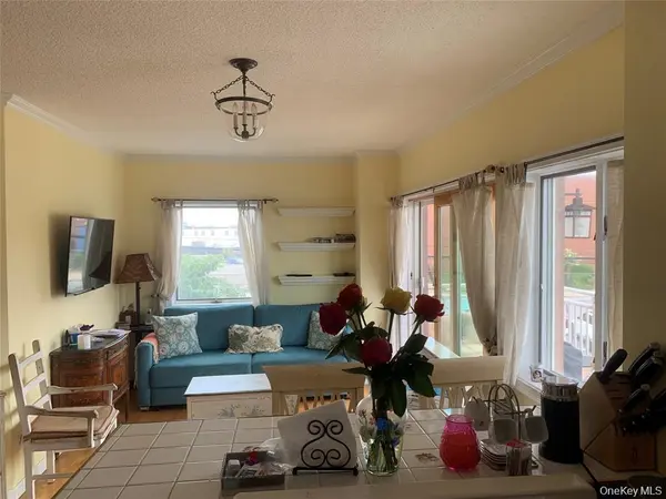 780 W Broadway #2D, Long Beach, NY 11561
