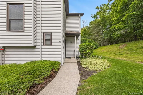 41 Aldo CT, Monroe, NY 10950