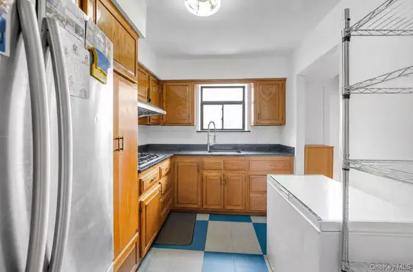 74-49 Calamus AVE #51, Elmhurst, NY 11373