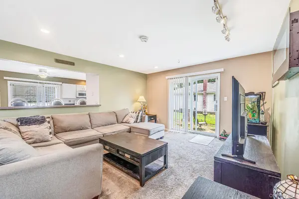 35 E 6th ST, Patchogue, NY 11772