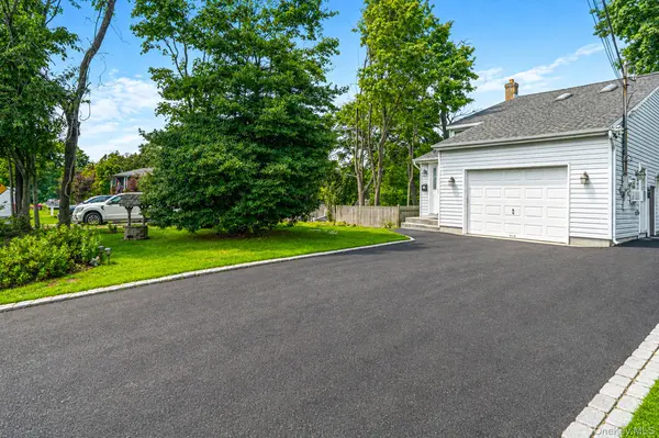 35 E 6th ST, Patchogue, NY 11772