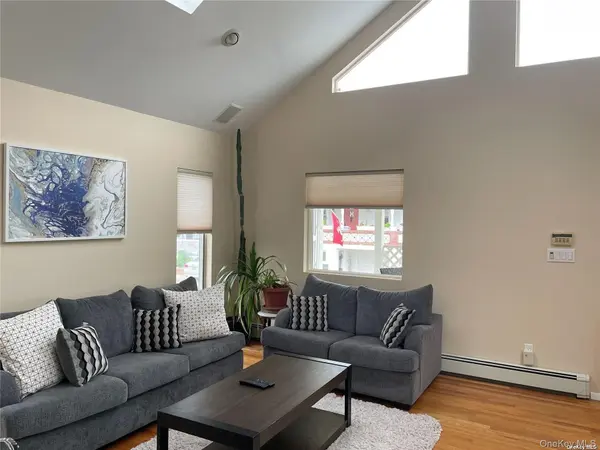 40 Malone AVE, Long Beach, NY 11561