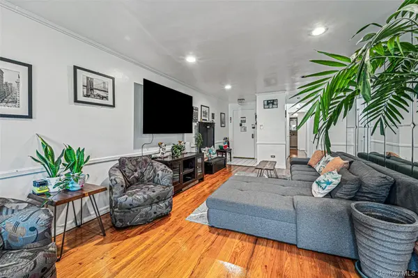 8429 153rd AVE #3CD, Howard Beach, NY 11414