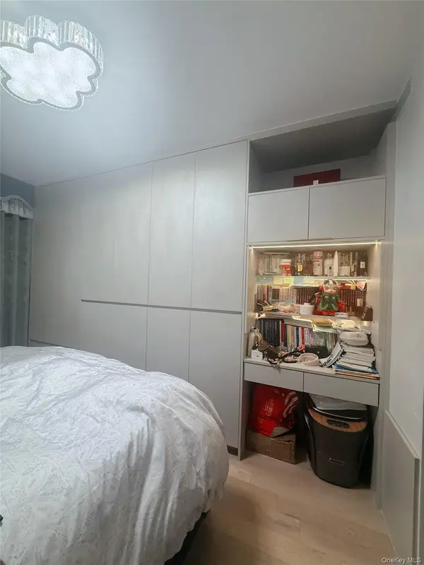 131-02B 40th RD #4U, Flushing, NY 11354