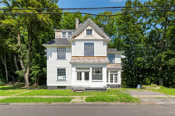 50-56 Parkwood BLVD, Hudson, NY 12534