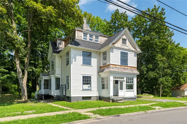 50-56 Parkwood BLVD, Hudson, NY 12534