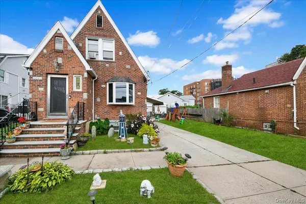 3161 Wissman AVE, Bronx, NY 10465