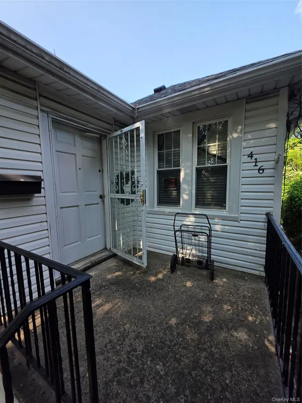 416 Minnieford AVE, Bronx, NY 10464