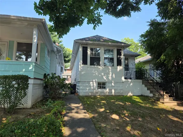 416 Minnieford AVE, Bronx, NY 10464