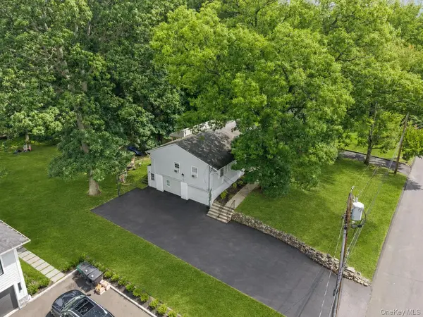 19 Glenbrook RD, Monsey, NY 10952