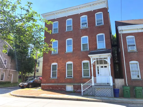 144 Union ST, Poughkeepsie, NY 12601