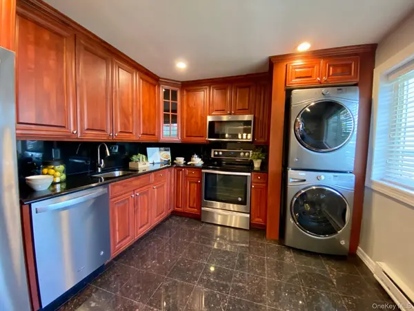 1314 Smithtown AVE #42, Bohemia, NY 11716