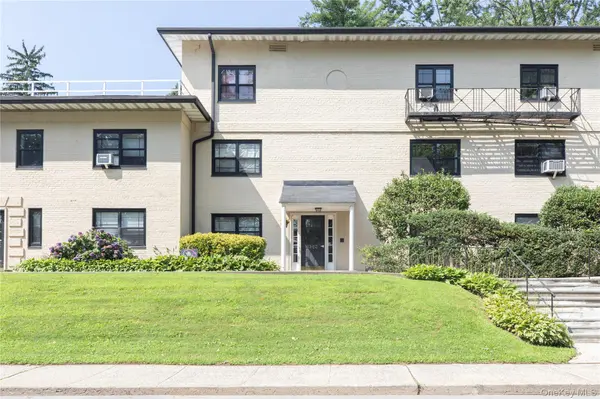 1263 California Road #2R, Eastchester, NY 10709