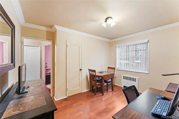 251-29 61st AVE ##719, Little Neck, NY 11362