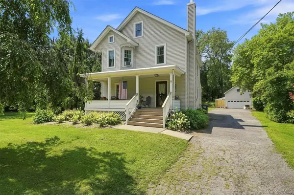 8 Berea RD, Walden, NY 12586