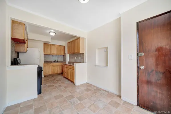 62-08 102nd ST, Rego Park, NY 11374