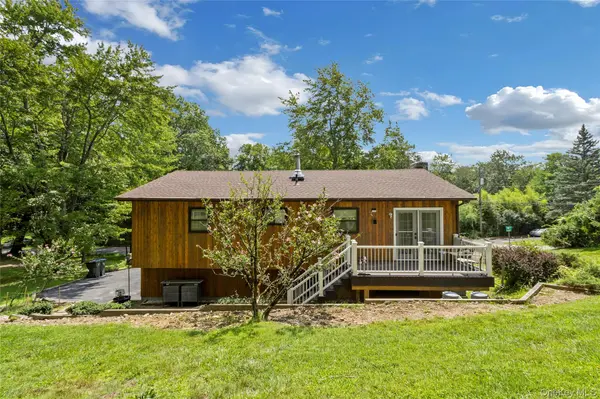 74 Heaton RD, Monroe, NY 10950