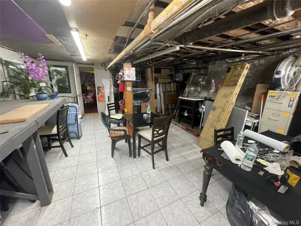 11201 Liberty AVE, Richmond Hill S., NY 11419