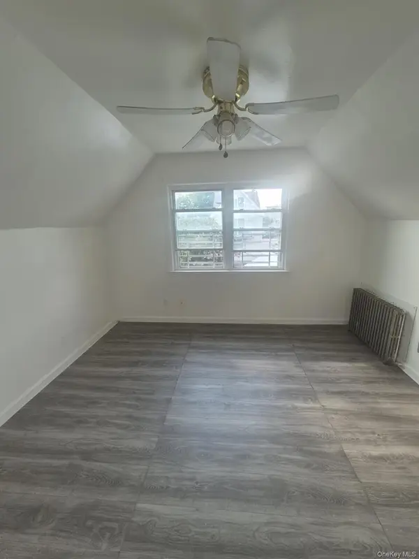 Address not disclosed, Rosedale, NY 11422