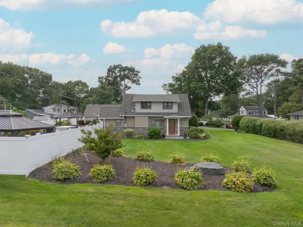 70 Lake Promenade, Ronkonkoma, NY 11779