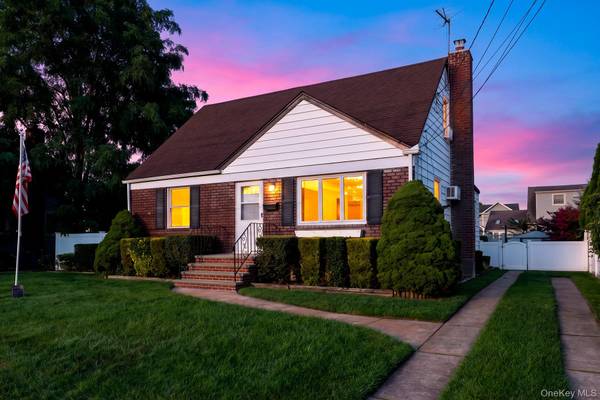 2357 Atlantic BLVD, Wantagh, NY 11793