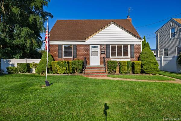 2357 Atlantic BLVD, Wantagh, NY 11793