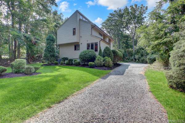 64 Fort Salonga RD, Northport, NY 11768
