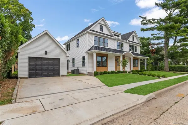 26 Belleview AVE, Port Washington, NY 11050