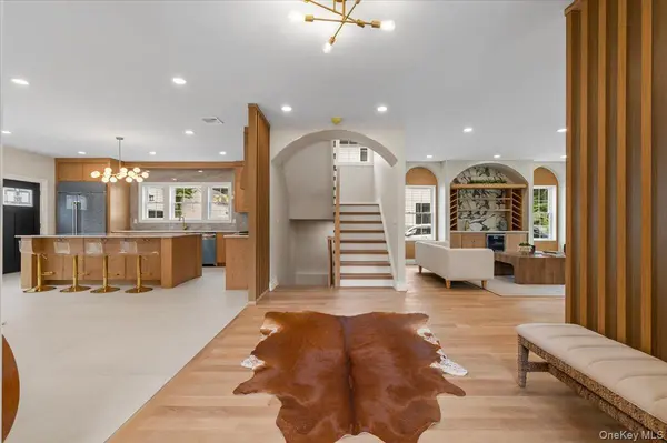 26 Belleview AVE, Port Washington, NY 11050